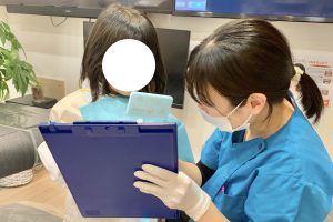 お口の中を確認