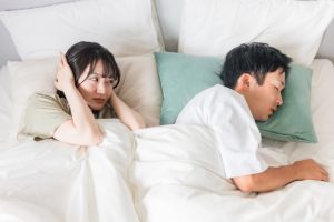 歯ぎしりうるさい