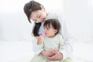赤ちゃんの歯磨き